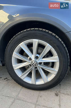 Универсал Volkswagen Passat Alltrack 2012 в 