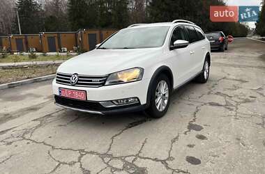 Універсал Volkswagen Passat Alltrack 2013 в Радивиліві