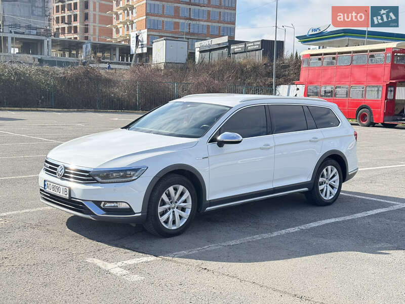 Універсал Volkswagen Passat Alltrack 2017 в Ужгороді
