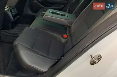 Универсал Volkswagen Passat Alltrack 2016 в 