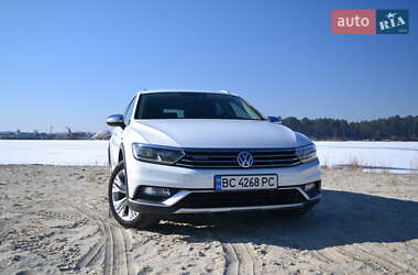 Універсал Volkswagen Passat Alltrack 2016 в Львові