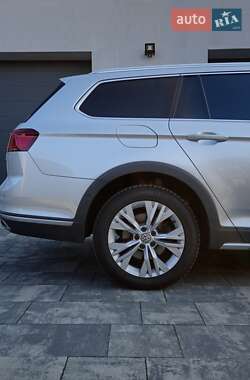 Универсал Volkswagen Passat Alltrack 2019 в 