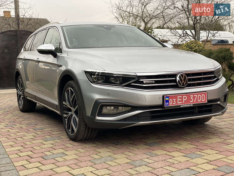 Универсал Volkswagen Passat Alltrack 2020 в 