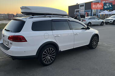 Универсал Volkswagen Passat Alltrack 2014 в 