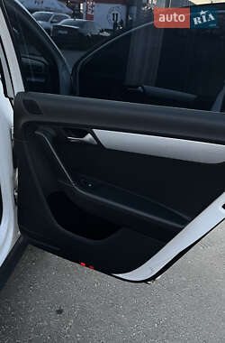 Универсал Volkswagen Passat Alltrack 2014 в 