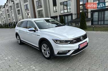 Універсал Volkswagen Passat Alltrack 2015 в Чернівцях