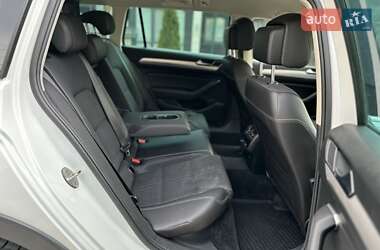 Универсал Volkswagen Passat Alltrack 2015 в 