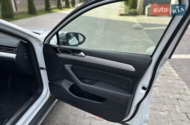 Универсал Volkswagen Passat Alltrack 2015 в 