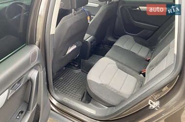 Універсал Volkswagen Passat Alltrack 2012 в 