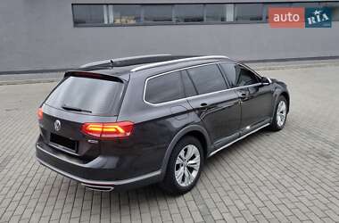 Универсал Volkswagen Passat Alltrack 2018 в 