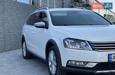 Універсал Volkswagen Passat Alltrack 2014 в 