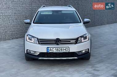 Універсал Volkswagen Passat Alltrack 2014 в 
