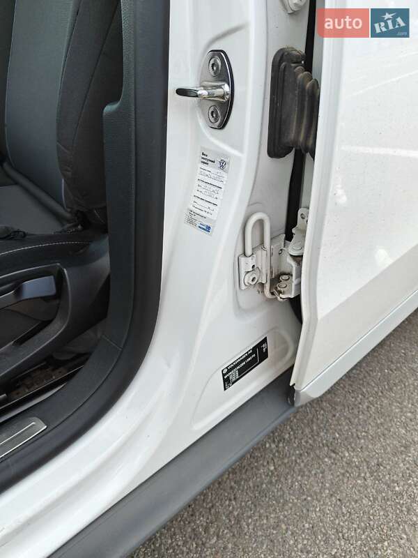 Универсал Volkswagen Passat Alltrack 2013 в Киеве