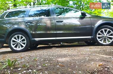 Volkswagen Passat Alltrack 2012 Volkswagen Passat Alltrack 2012