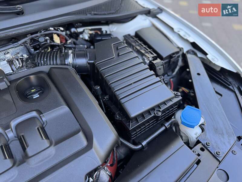 Универсал Volkswagen Passat Alltrack 2018 в Дрогобыче