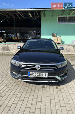 Универсал Volkswagen Passat Alltrack 2016 в Хусте