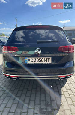Универсал Volkswagen Passat Alltrack 2016 в 
