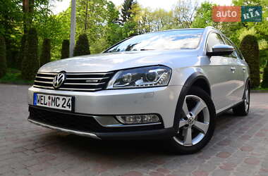 Універсал Volkswagen Passat Alltrack 2014 в 