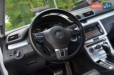 Універсал Volkswagen Passat Alltrack 2014 в 