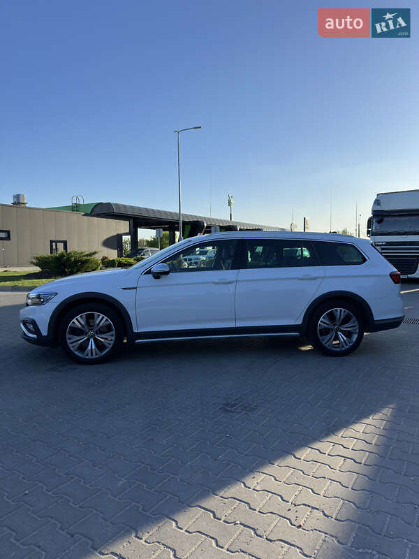 Универсал Volkswagen Passat Alltrack 2021 в Тернополе