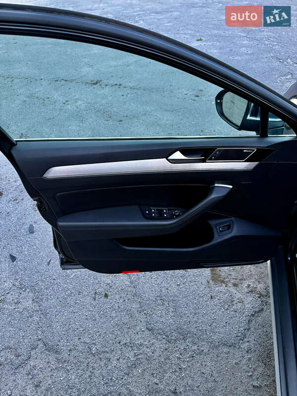 Универсал Volkswagen Passat Alltrack 2018 в Шепетовке фото 21 Универсал Volkswagen Passat Alltrack 2018 в Шепетовке