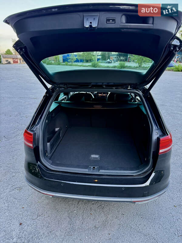 Универсал Volkswagen Passat Alltrack 2018 в Шепетовке фото 26 Универсал Volkswagen Passat Alltrack 2018 в Шепетовке