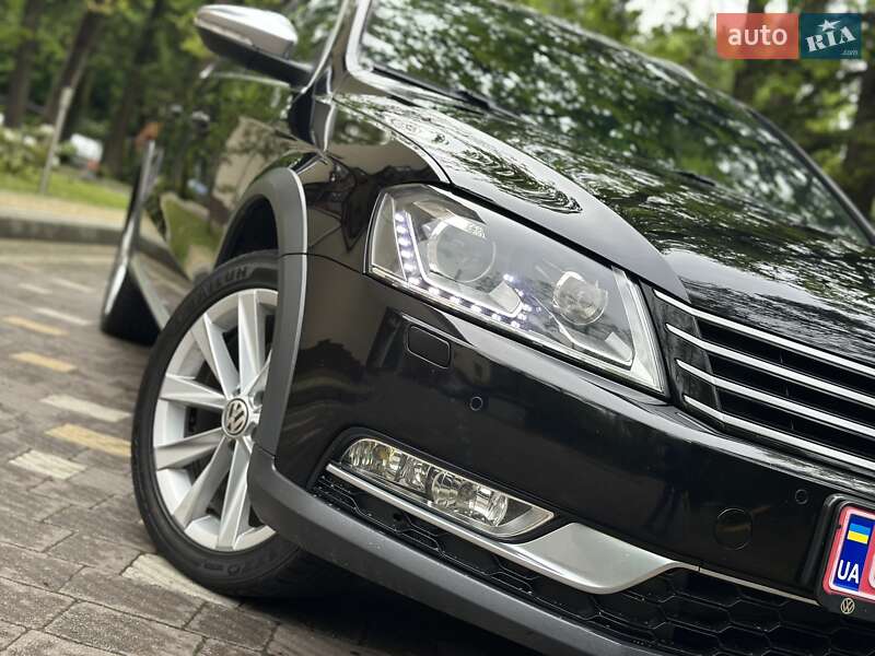 Універсал Volkswagen Passat Alltrack 2013 в Дрогобичі