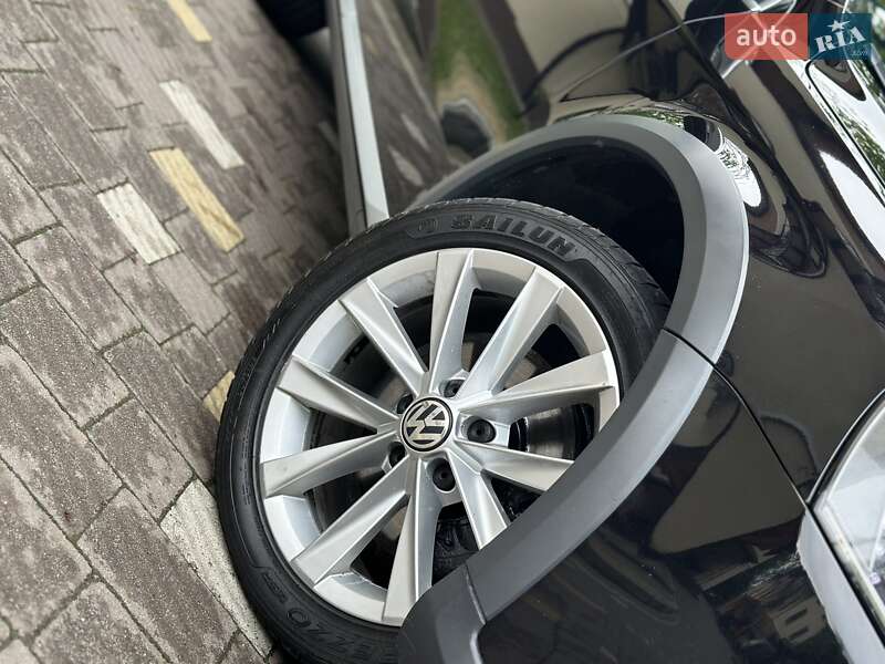 Універсал Volkswagen Passat Alltrack 2013 в Дрогобичі
