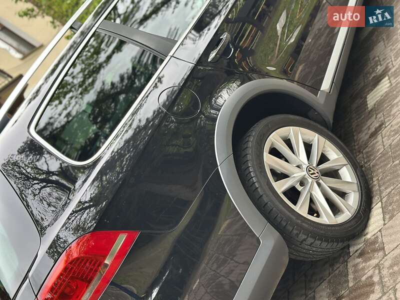 Універсал Volkswagen Passat Alltrack 2013 в Дрогобичі