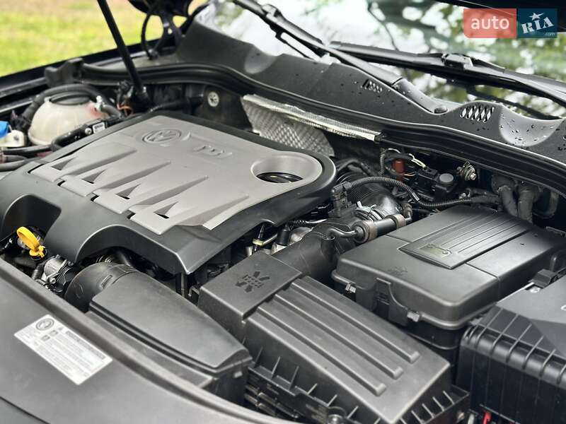 Універсал Volkswagen Passat Alltrack 2013 в Дрогобичі
