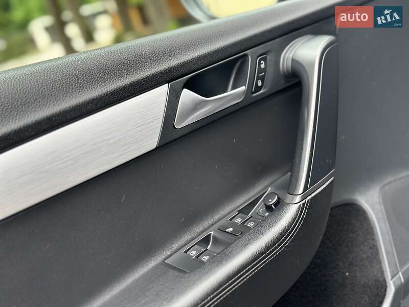 Універсал Volkswagen Passat Alltrack 2013 в Дрогобичі