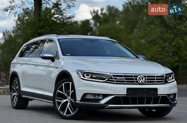 Універсал Volkswagen Passat Alltrack 2019 в 