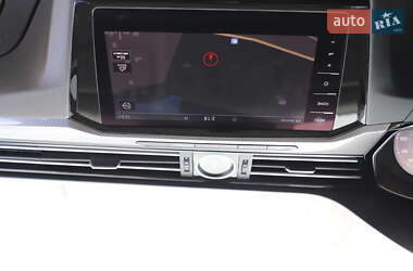 Універсал Volkswagen Passat Alltrack 2019 в 