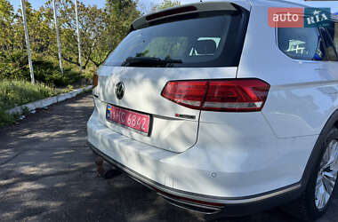 Универсал Volkswagen Passat Alltrack 2018 в 