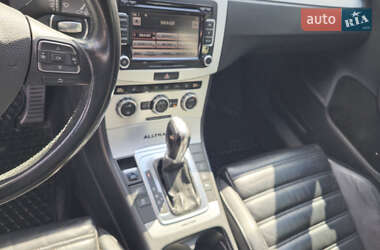 Універсал Volkswagen Passat Alltrack 2012 в 