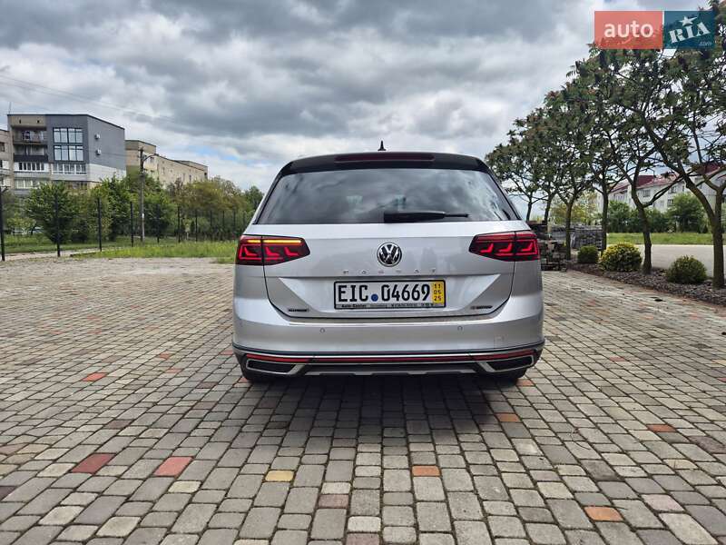 Универсал Volkswagen Passat Alltrack 2019 в Нововолынске