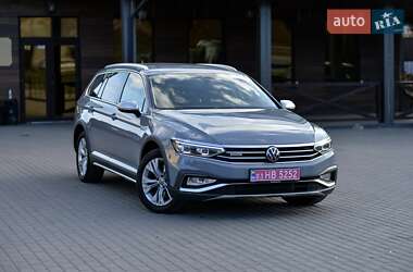 Универсал Volkswagen Passat Alltrack 2021 в Ровно
