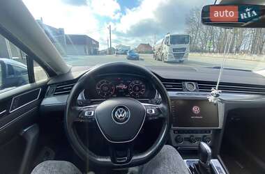 Универсал Volkswagen Passat Alltrack 2017 в 