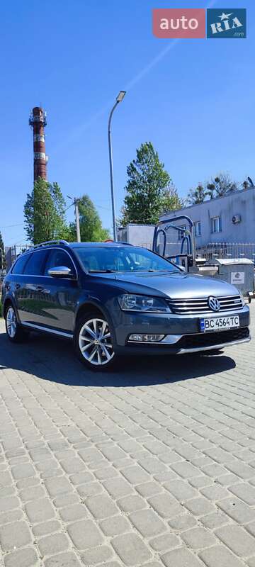 Универсал Volkswagen Passat Alltrack 2013 в Львове