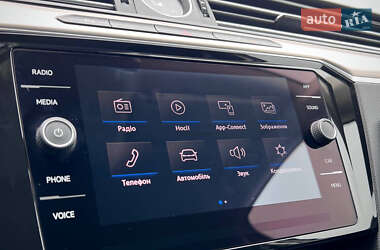 Универсал Volkswagen Passat Alltrack 2017 в 
