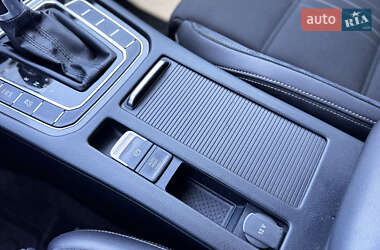 Универсал Volkswagen Passat Alltrack 2017 в 