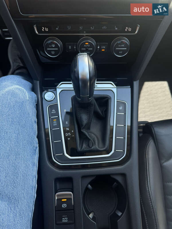 Универсал Volkswagen Passat Alltrack 2018 в Ивано-Франковске