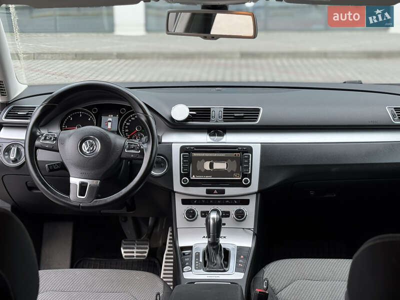 Універсал Volkswagen Passat Alltrack 2013 в Хмельницькому