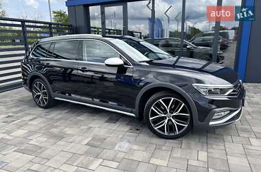 Универсал Volkswagen Passat Alltrack 2021 в 