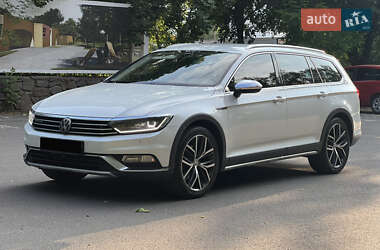 Універсал Volkswagen Passat Alltrack 2016 в Черкасах