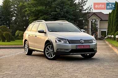 Универсал Volkswagen Passat Alltrack 2013 в 