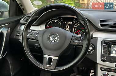 Универсал Volkswagen Passat Alltrack 2013 в 