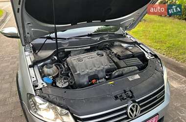 Универсал Volkswagen Passat Alltrack 2013 в 