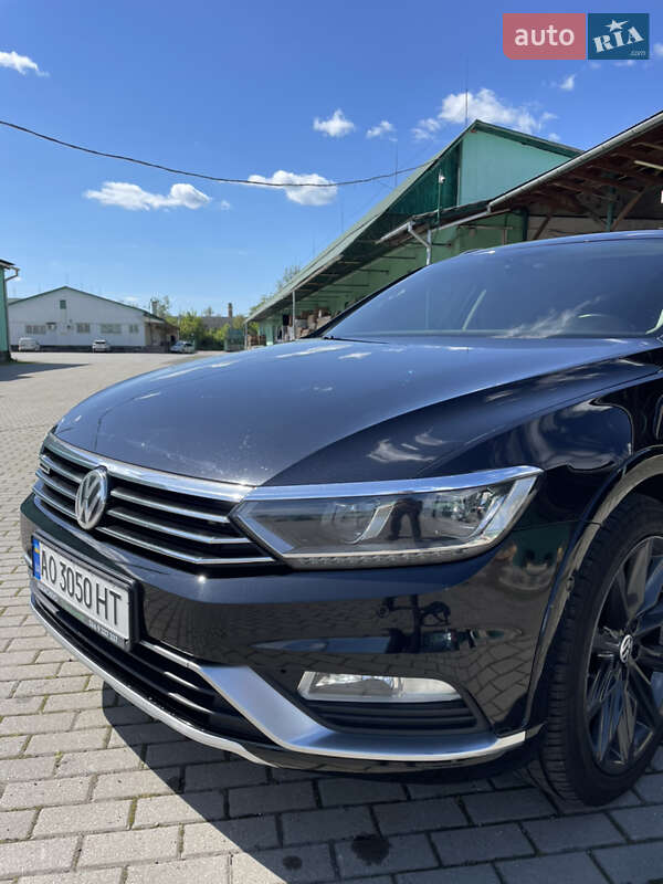 Универсал Volkswagen Passat Alltrack 2016 в Хусте