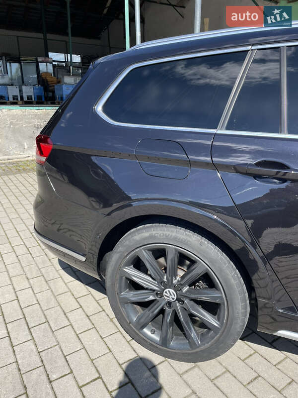 Универсал Volkswagen Passat Alltrack 2016 в Хусте